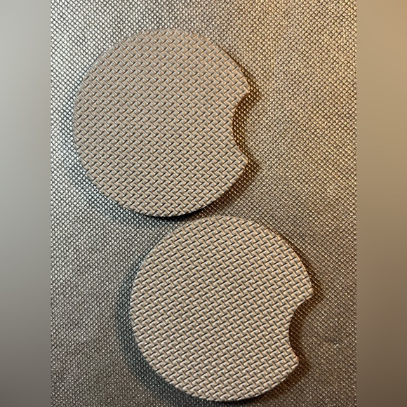 Jason Aldean Playing Guitar Car Cup Holder Coasters Set New - Picture 2 of 2